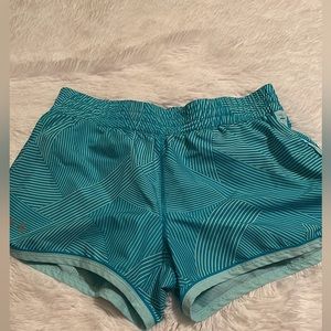 Under Armour athletic shorts XS